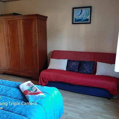 Petite Maison De Vacances En Bord De Mer